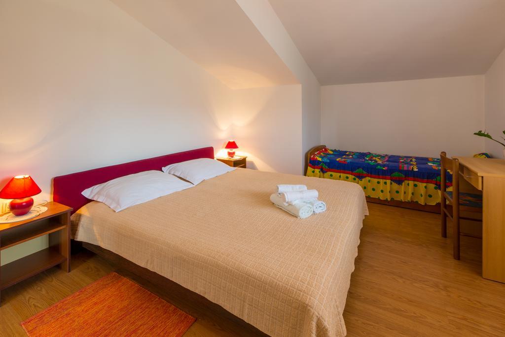 Apartments Marica Novi Vinodolski Esterno foto