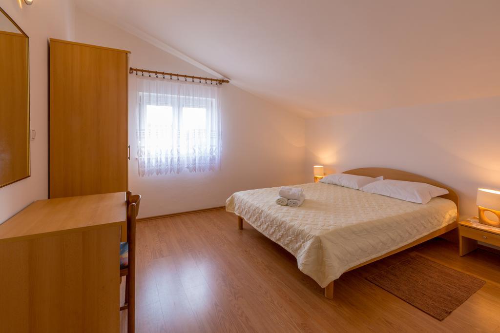 Apartments Marica Novi Vinodolski Esterno foto