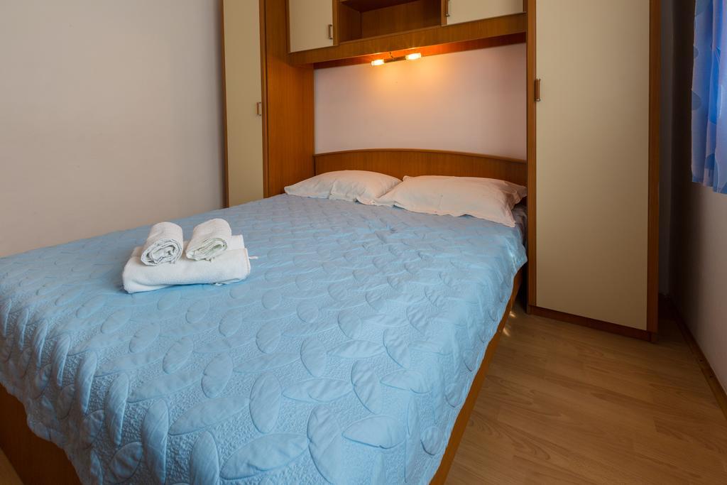 Apartments Marica Novi Vinodolski Esterno foto