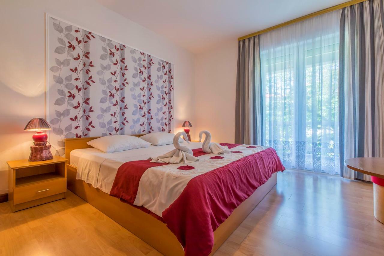 Apartments Marica Novi Vinodolski Esterno foto