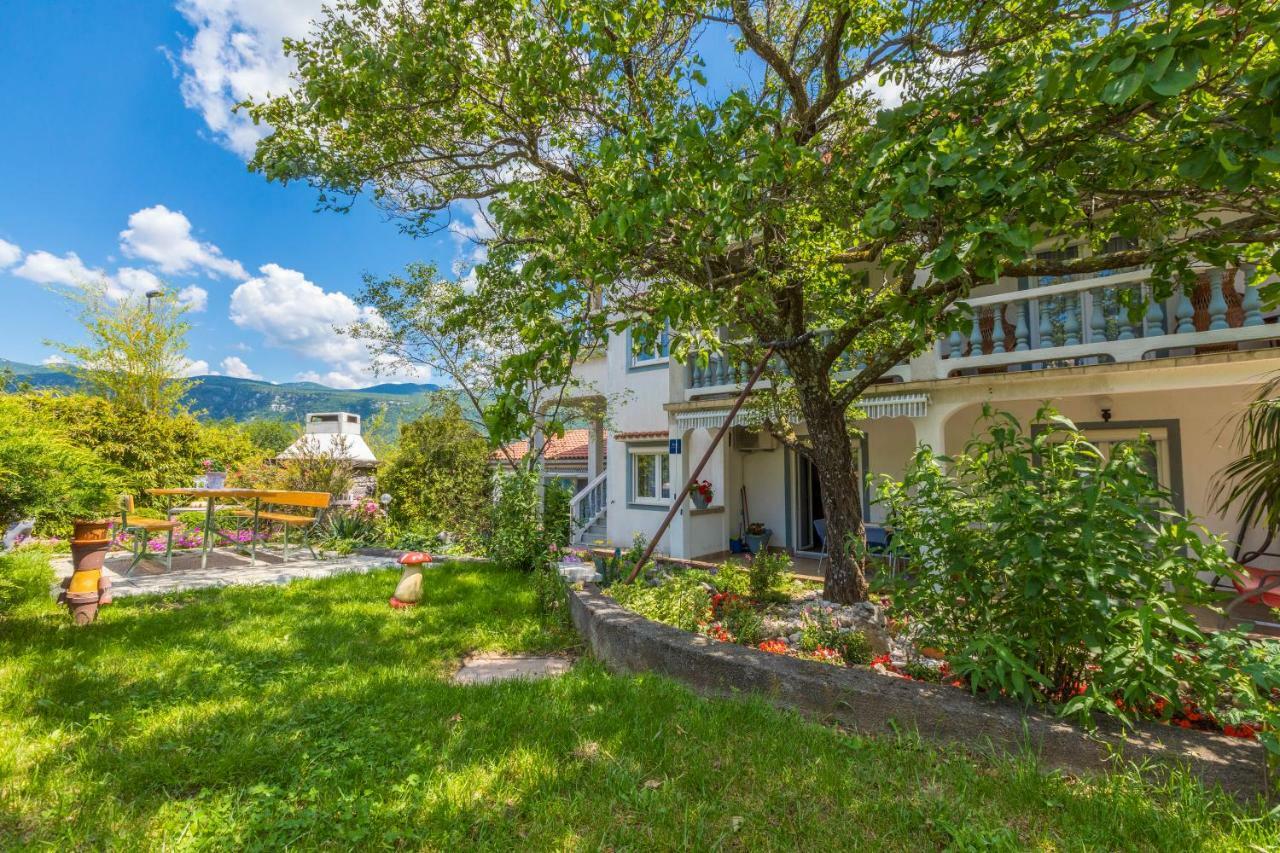 Apartments Marica Novi Vinodolski Esterno foto