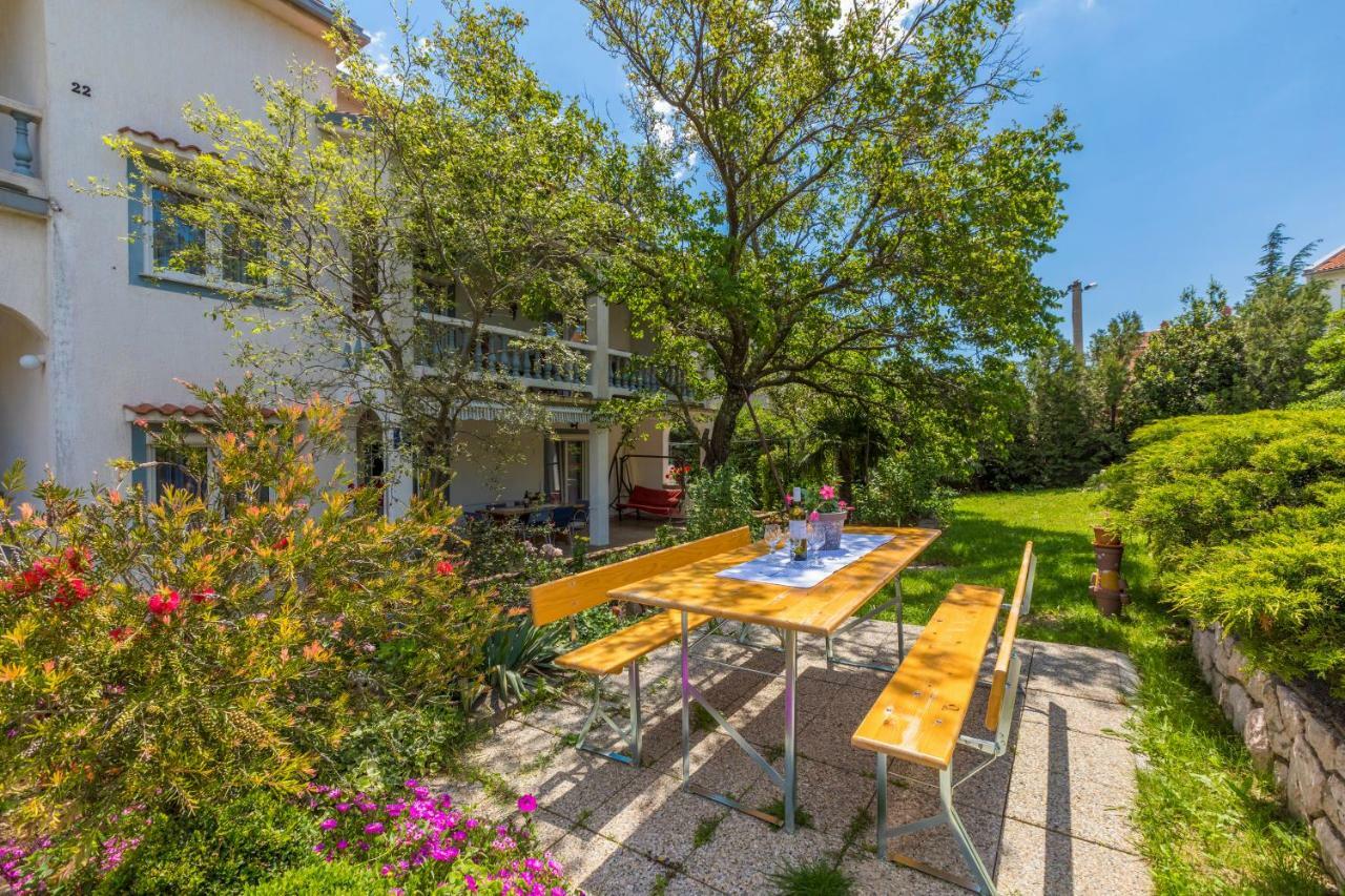 Apartments Marica Novi Vinodolski Esterno foto